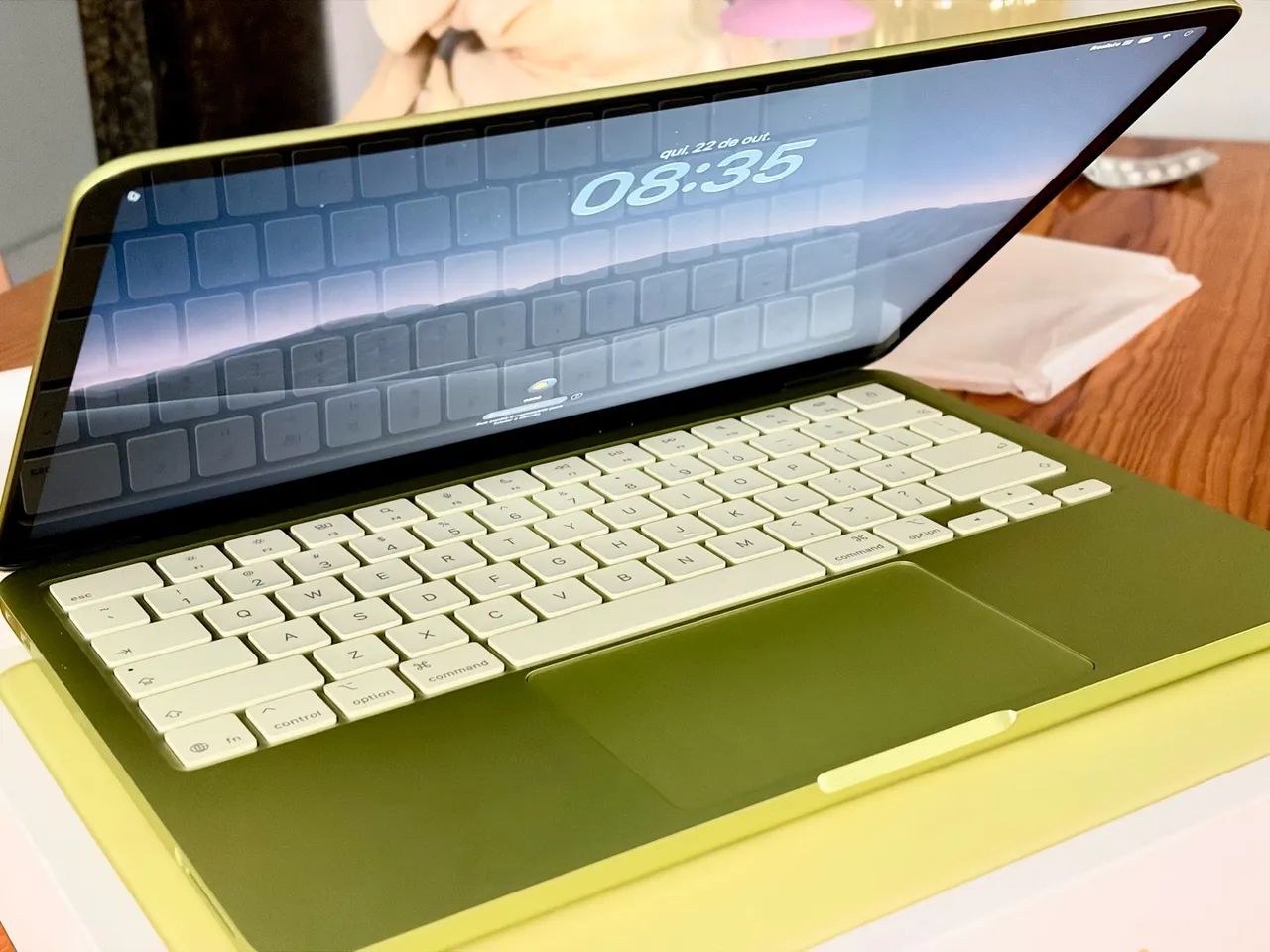 MacBook Neo  - Foto 2