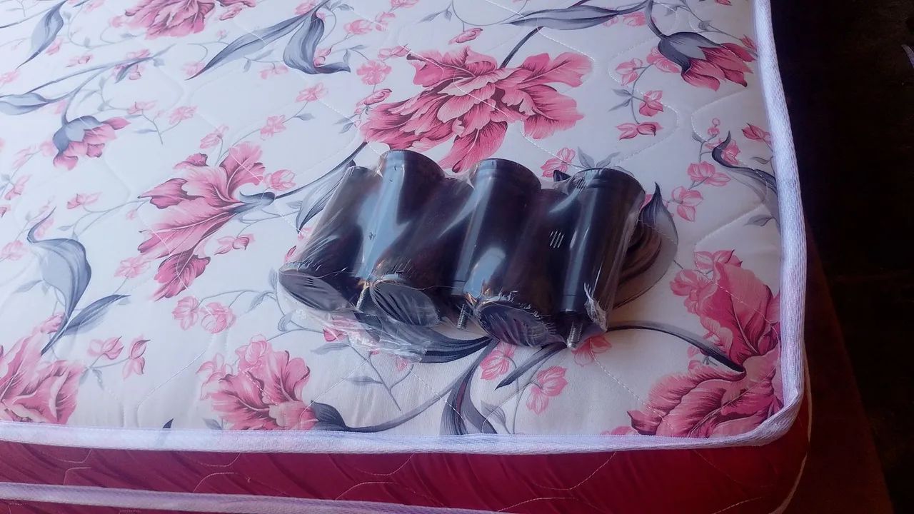 Cama box casal espuma Grossa nova - Foto 2