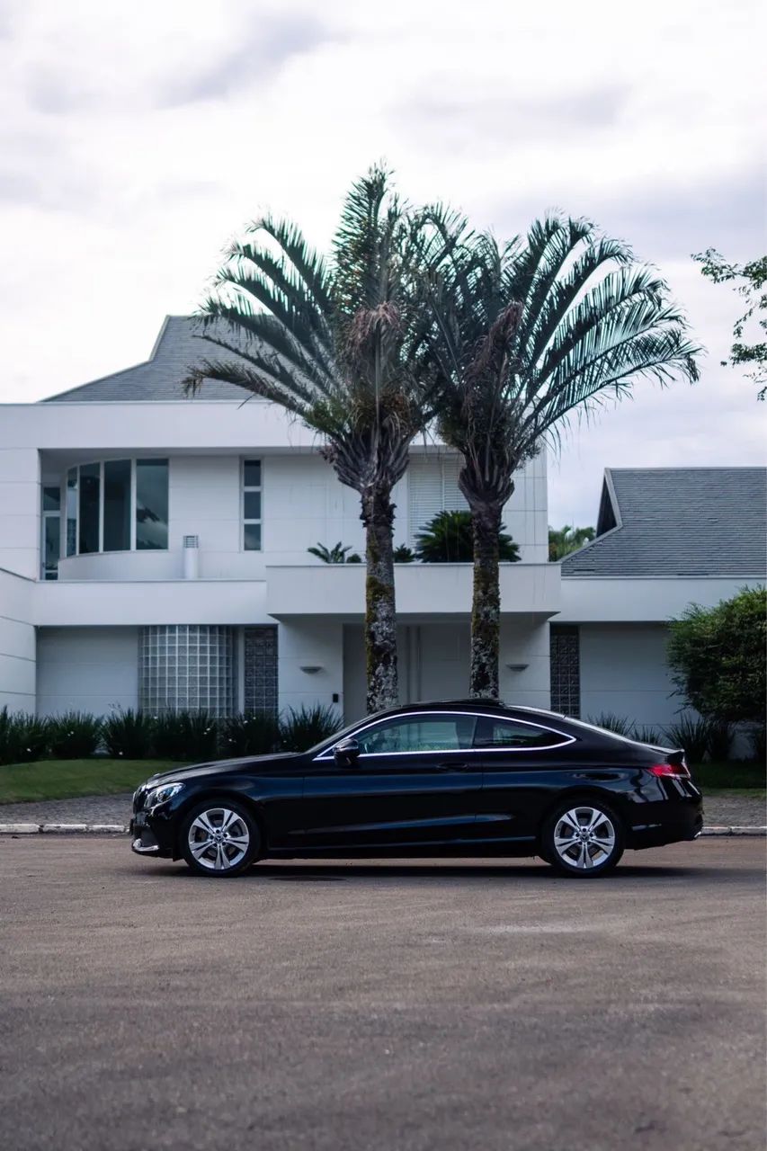 Mercedes-Benz C-180 CGI Coupe Sport 1.6 TB 16V Aut. 2018