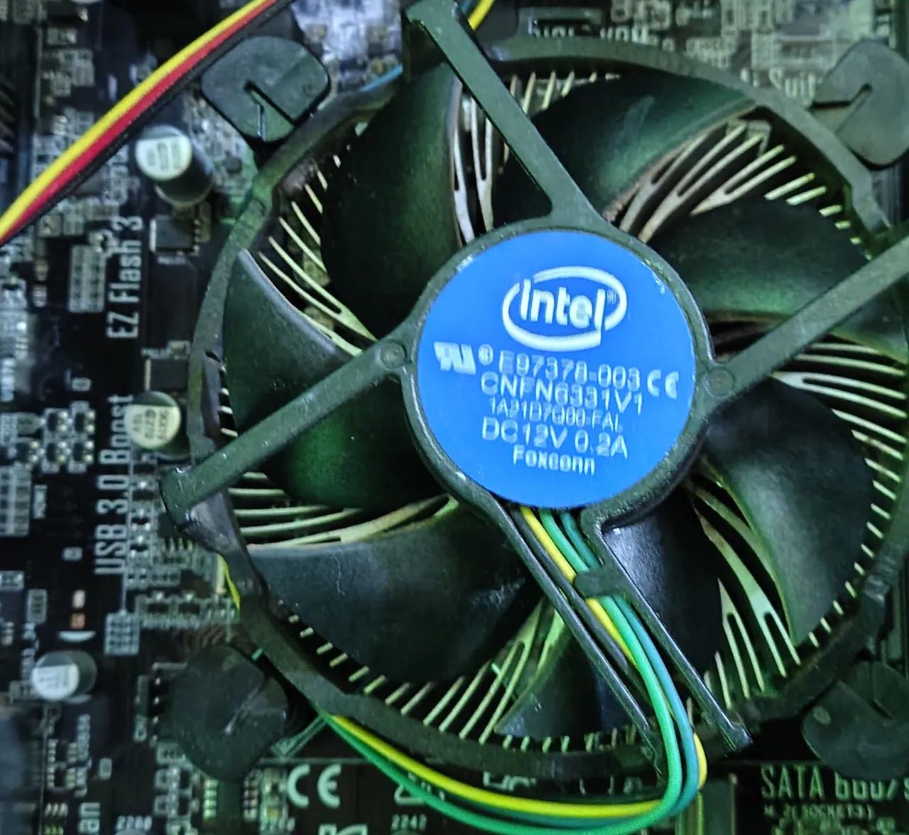 Placa mãe com processador 7 geração - i5 7500  3.4 GHz - Foto 2