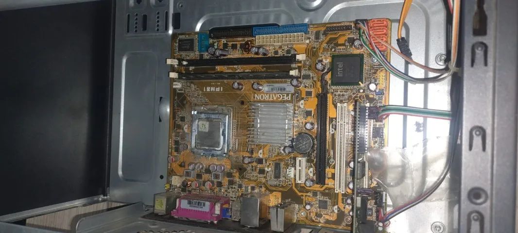 Computador antigo sucata Intel Core 2 Duo E4500, Kingston KVR800D2N6/2G DDR2 - Foto 4