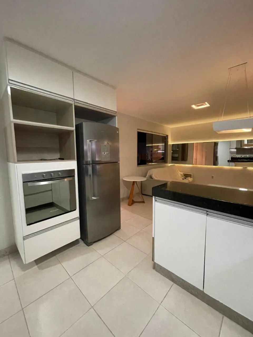 Alugo Apartamento no Centro Mobiliado - Foto 5
