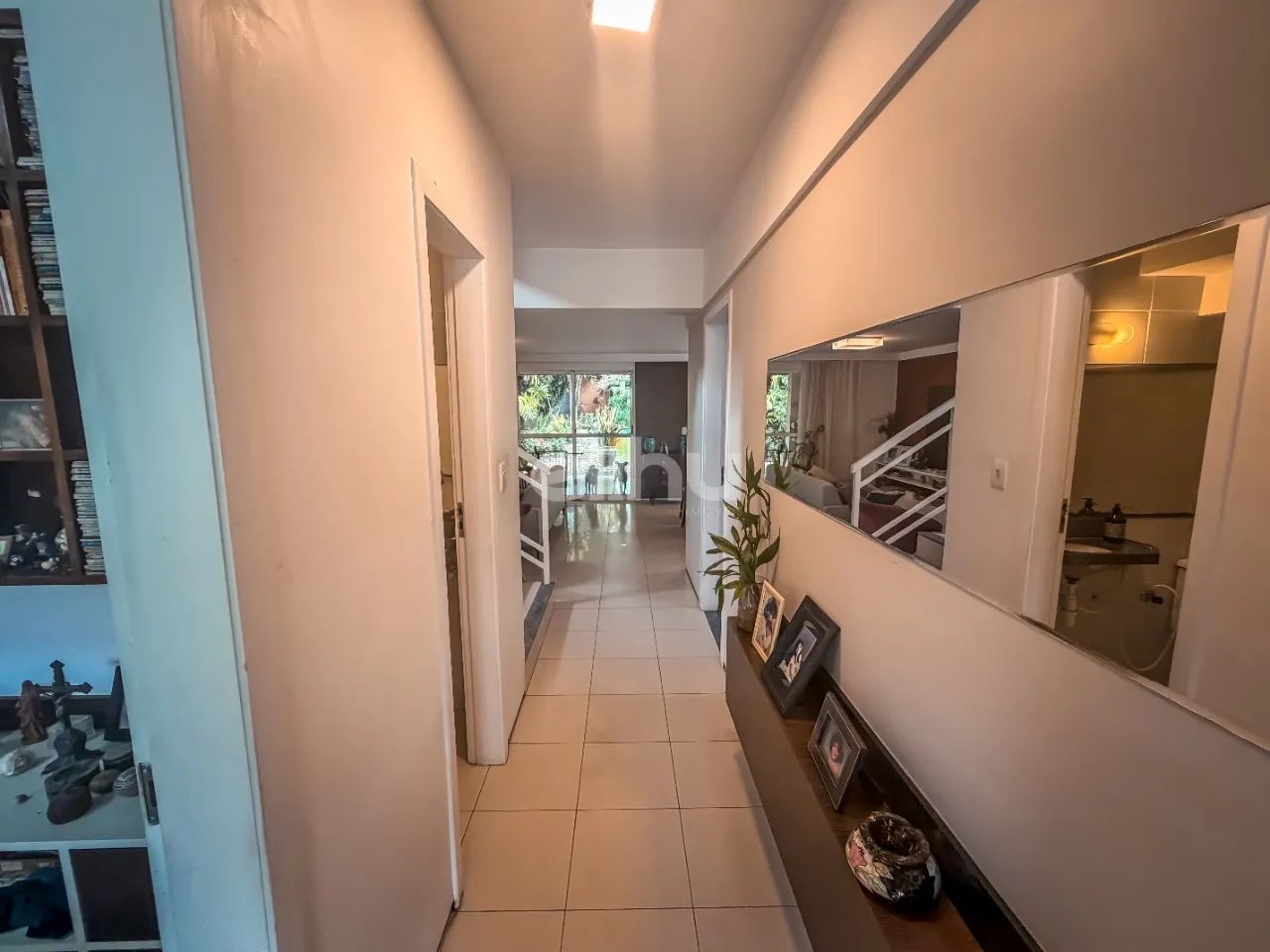 Casa em Condomínio | 145 m² Construídos | Terreno de 730 m² - Foto 2