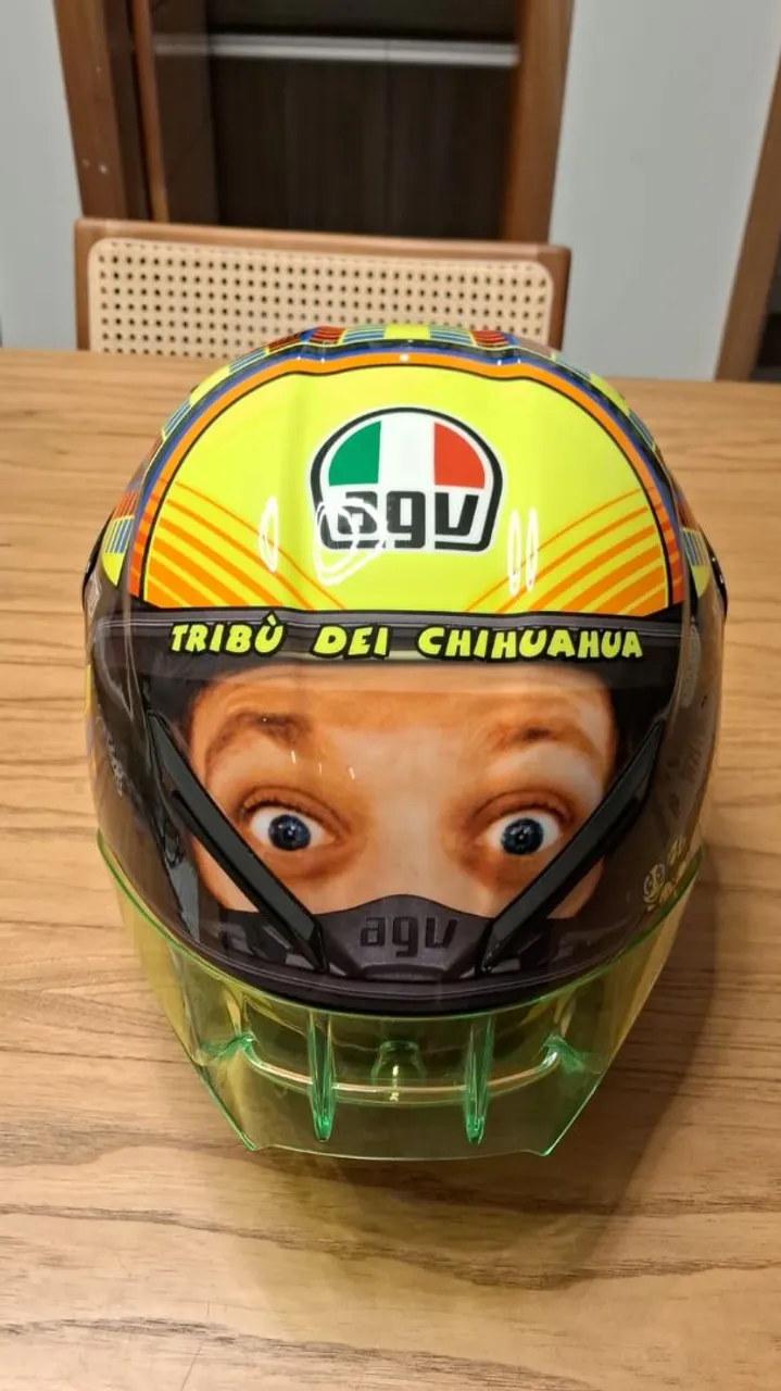 AGV CORSA MUGELLO 2015 VALENTINO ROSSI M 57 58 - Peças para motos