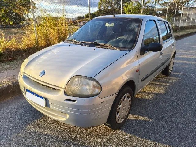 Renault Clio 2001