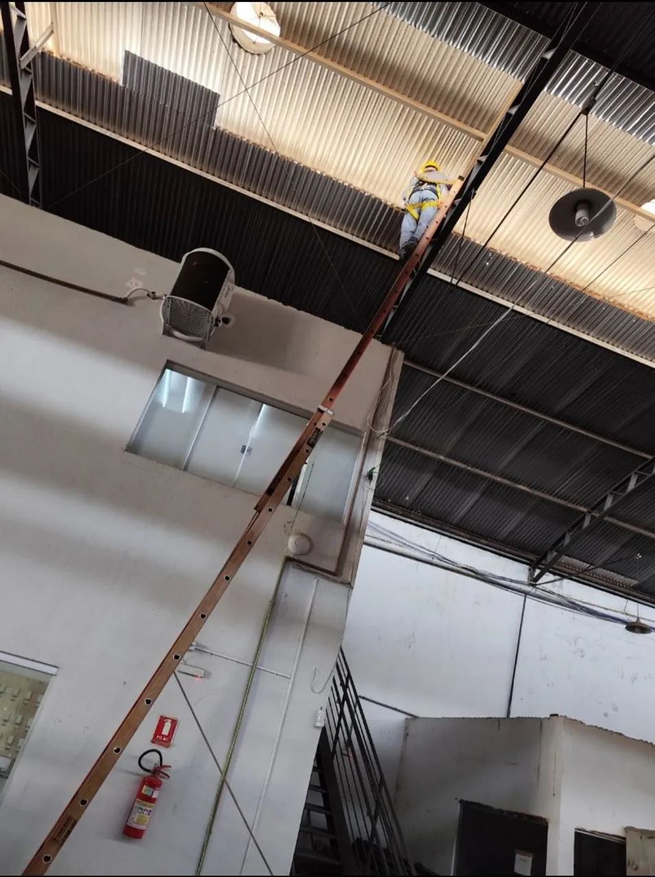 Escada extensível 12 mts