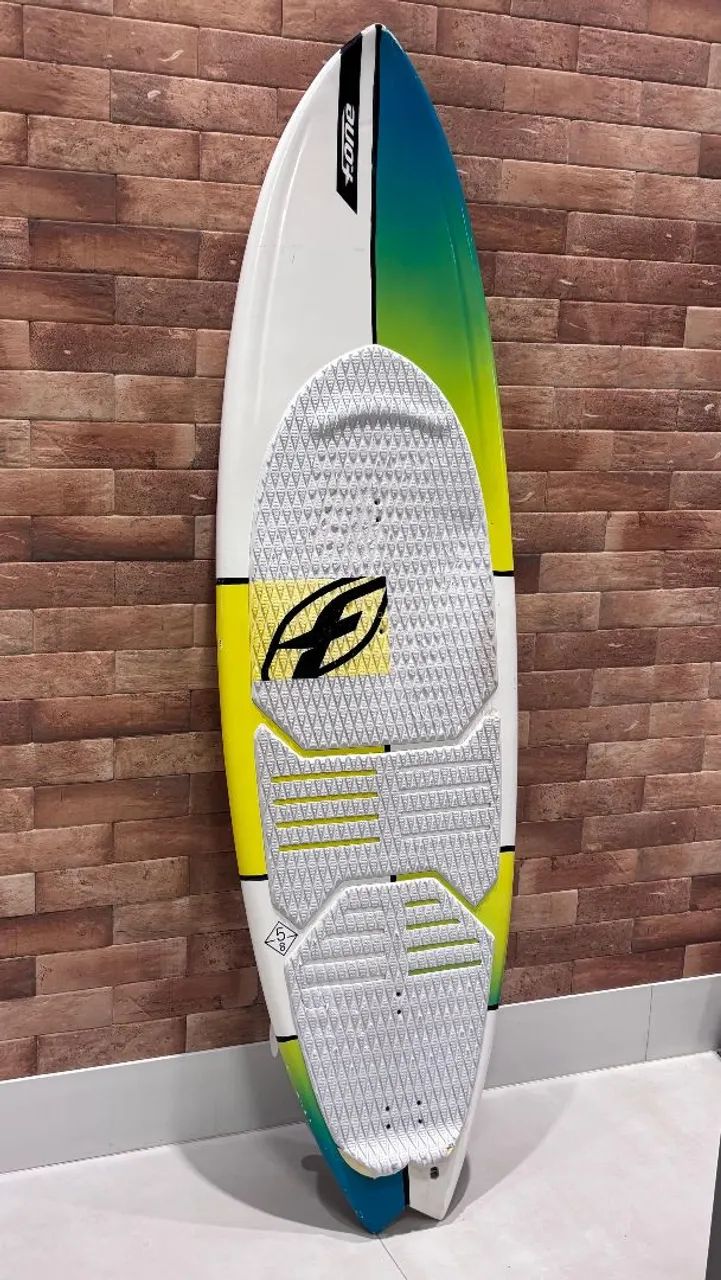 Prancha de kitesurf F one 