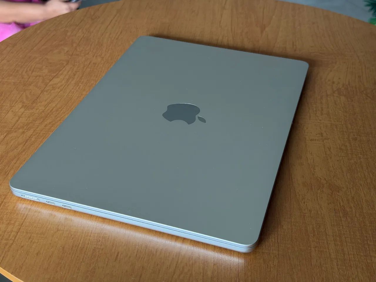 Macbook Air M2 - 256gb (Cor Starlight) - Notebooks - Coqueiro
