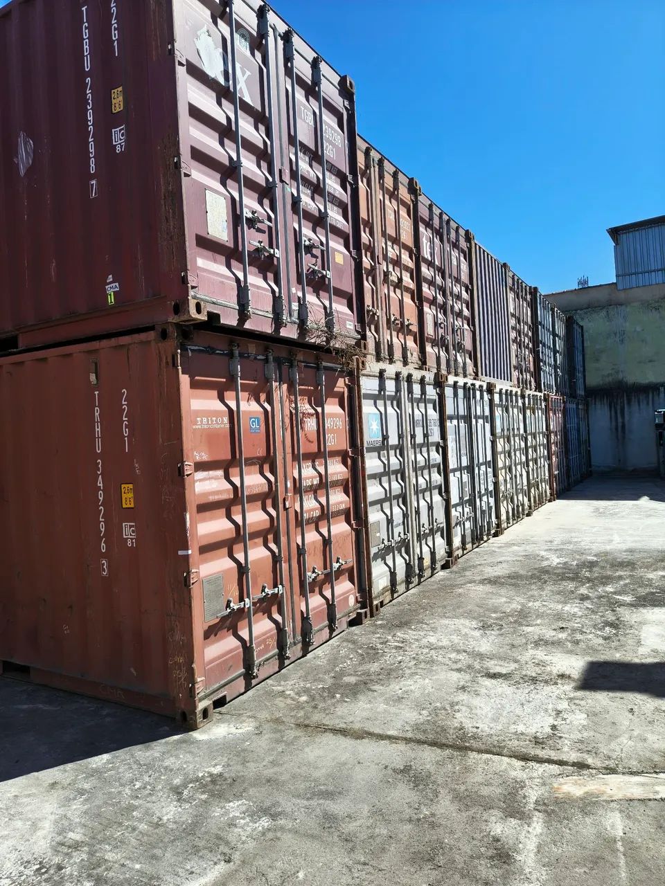 Contêiner muito novo  - Foto 2