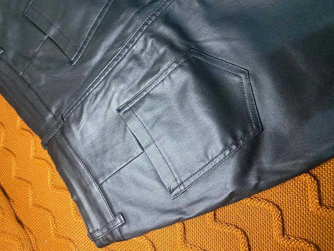 Short-saia em couro  - Foto 4