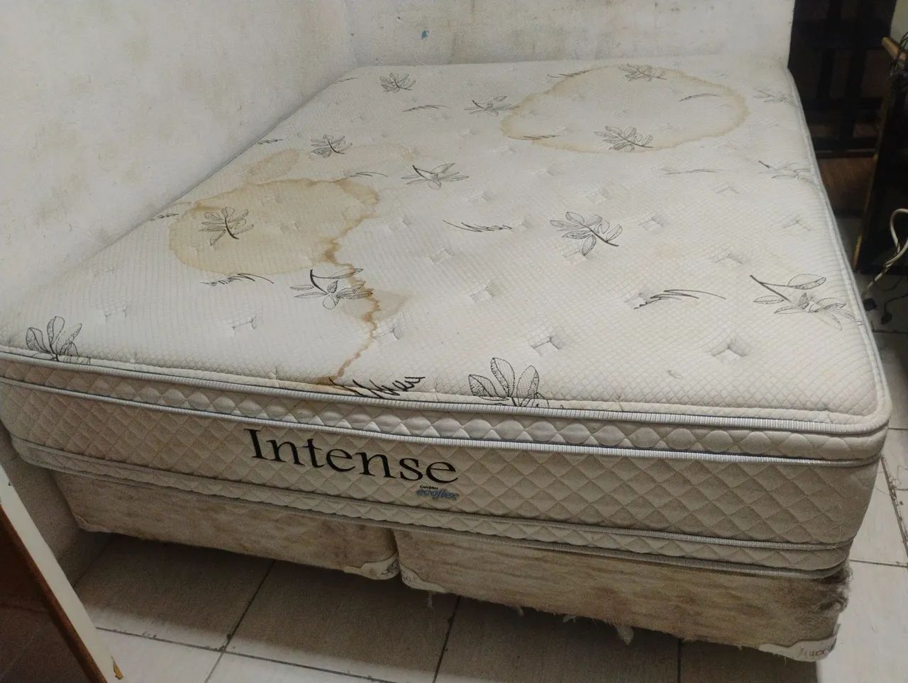Cama de Casal Quemm com colchão  - Foto 3