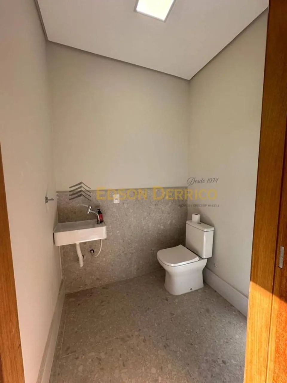 Sobrado com 9 Quartos para Locação, Centro - Pindamonhangaba - Foto 2