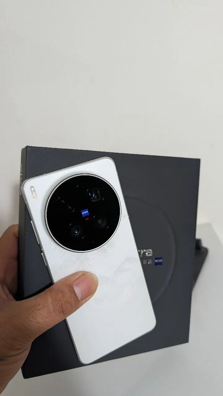 Vivo X300 ULTRA 16/512 - Foto 2