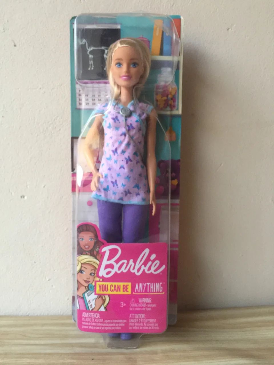Barbie profissões enfermeira 