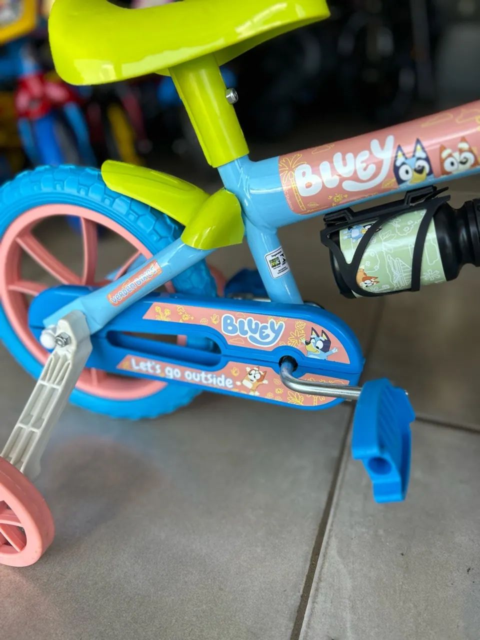 Bicicleta Infantil Bluey - Nova - Foto 3
