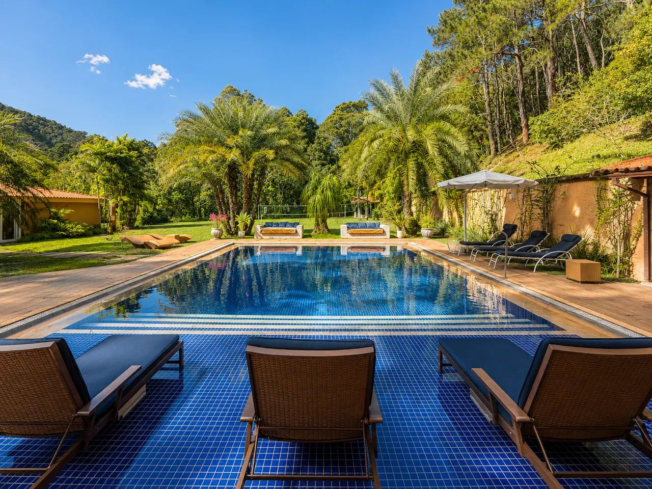 Casa com 5 quartos em Itaipava, Petrópolis