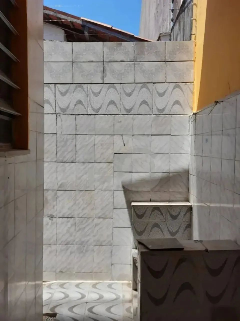 Casa à Venda no Bairro Centro com 2 Banheiros e Garagem - Foto 8