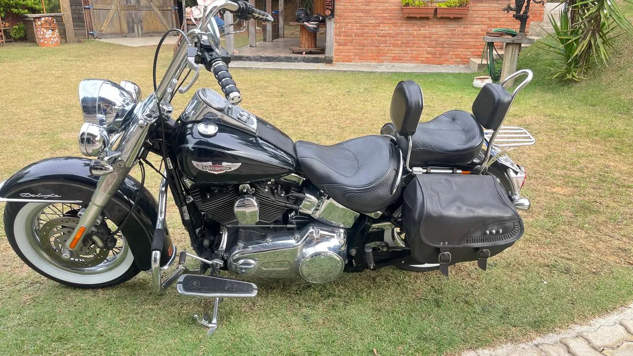 Harley Davidson Deluxe