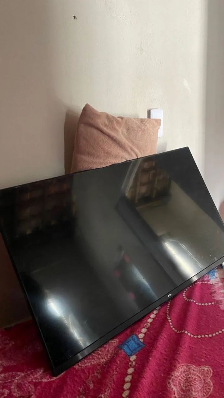 TV TCL PARA retirada de peças  - Foto 3