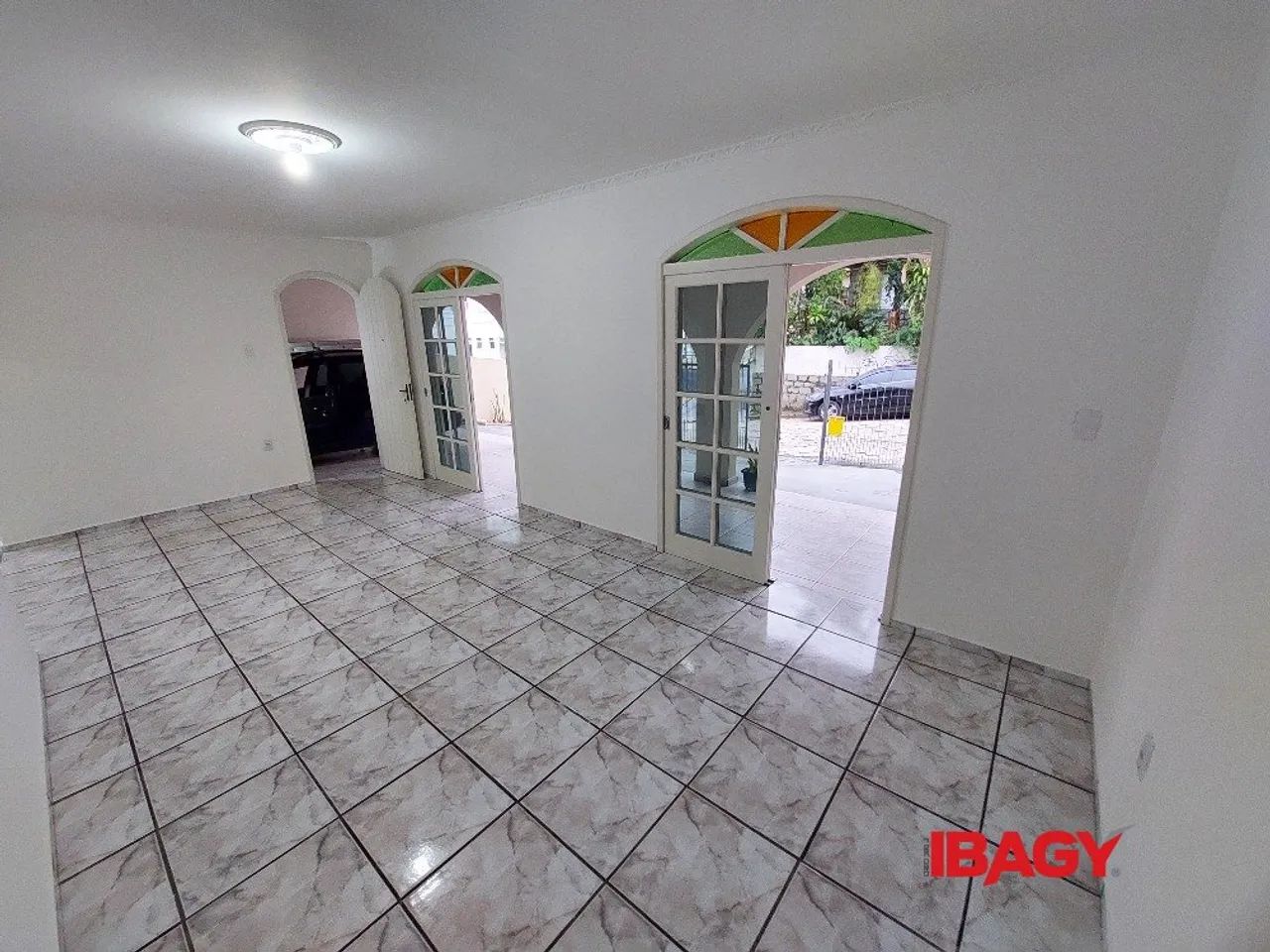 Excelente Casa 4 dormitório(s) em Trindade - Florianópolis - Foto 3