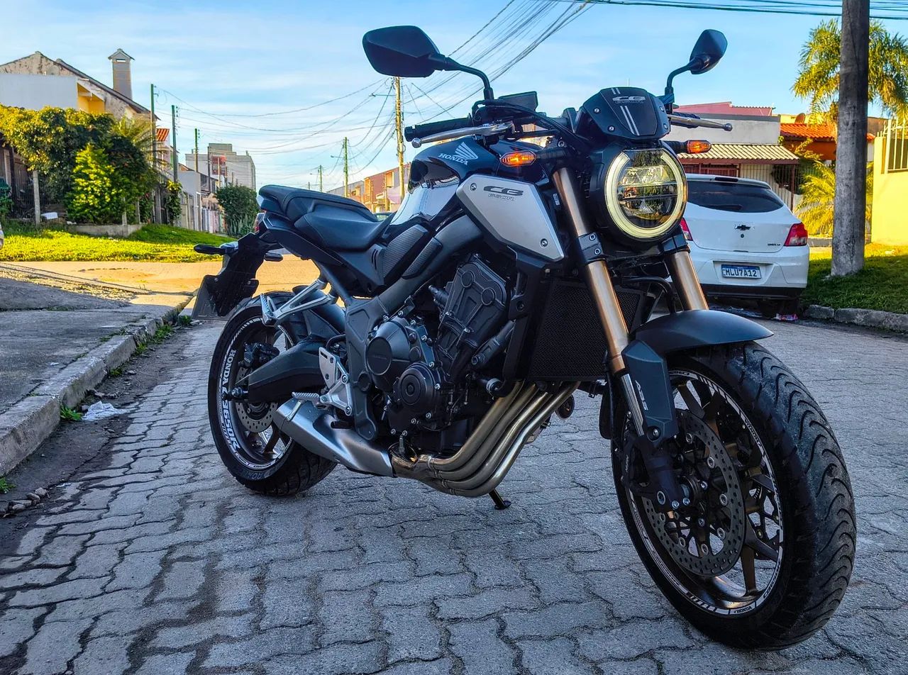 CB650R 2021 - Foto 3