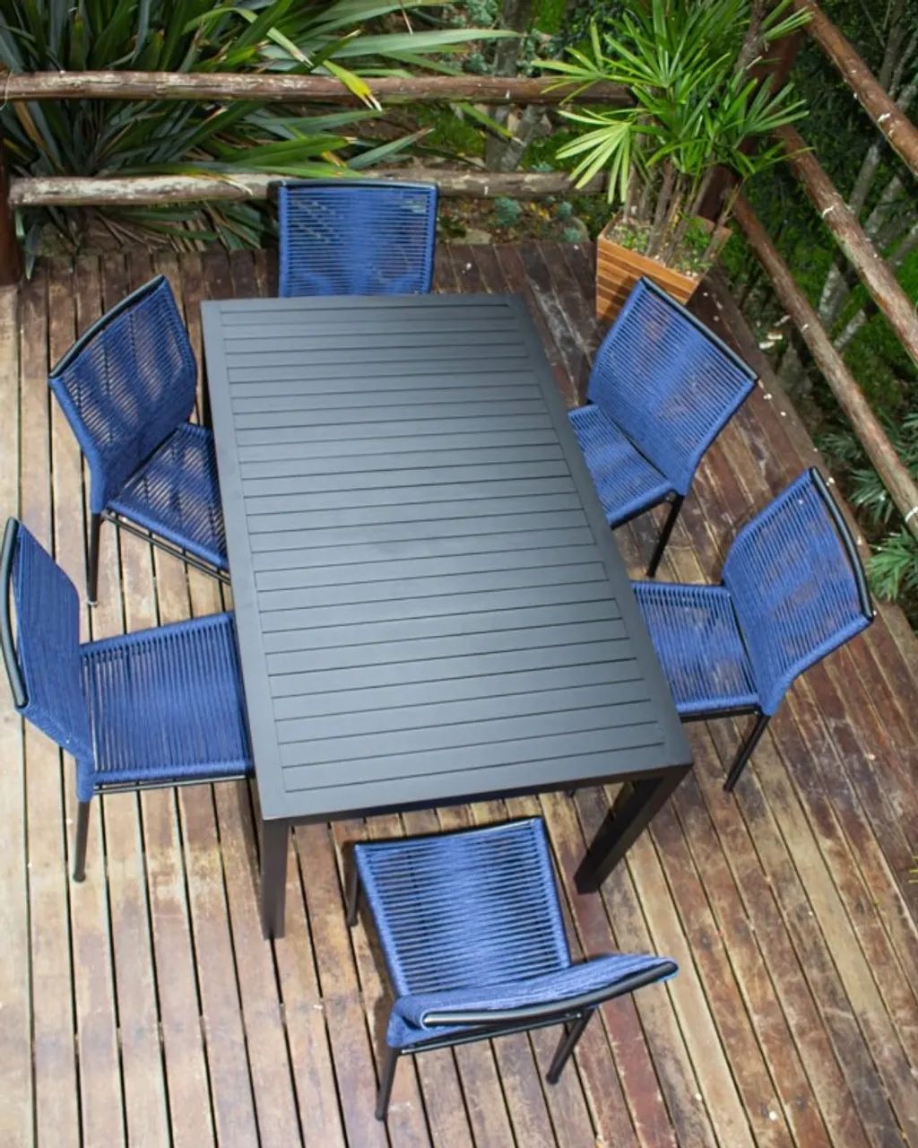 MESA RETANGULAR DE ALUMINIO + 6 CADEIRAS DE CORDA NÁUTICA 