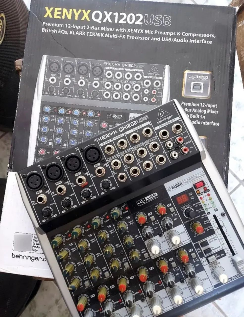 Mesa Behringer 1202 fx USB  - Foto 2