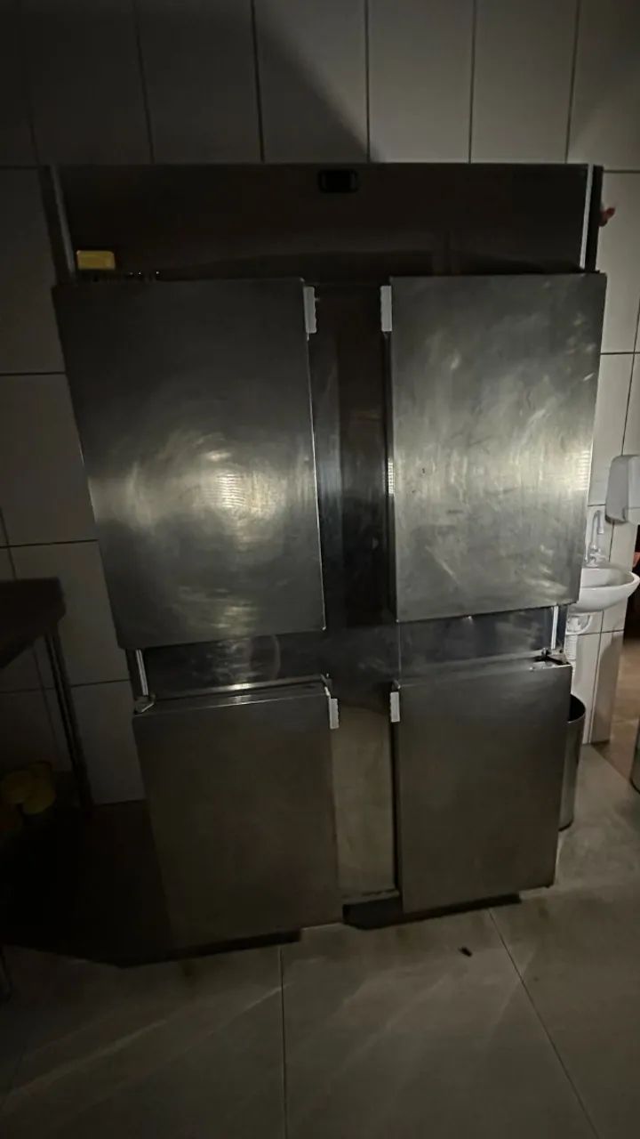 Mini câmara fria 4 portas - Refrimate