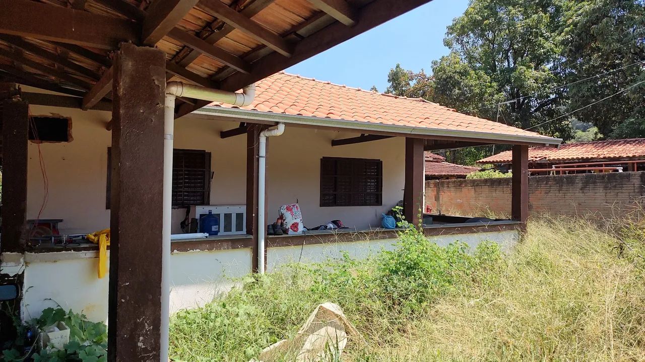 Vendo uma chácara com duas casas separadas - Foto 4
