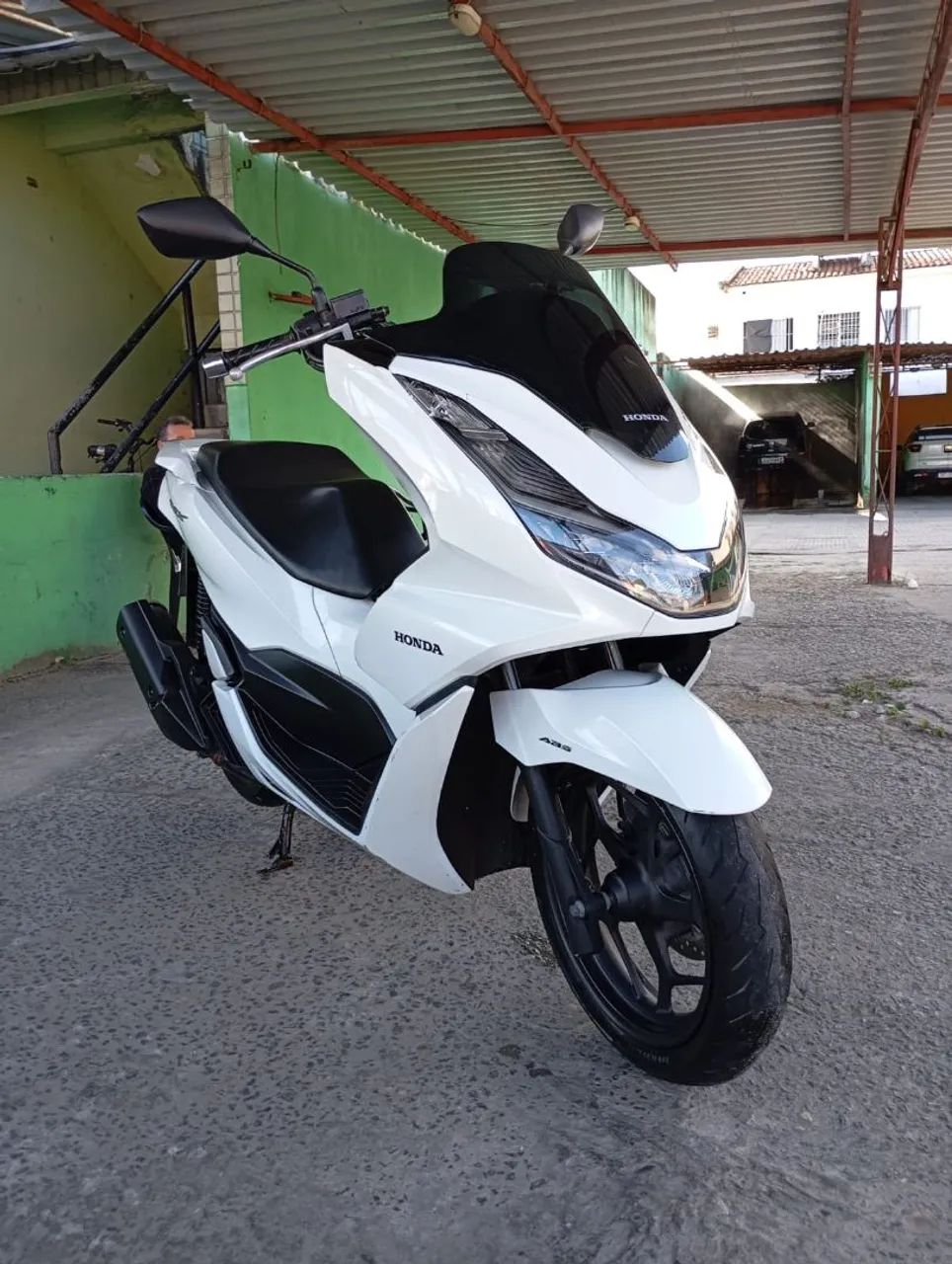 Honda PCX 160 só com 6 mil kms! - Foto 8