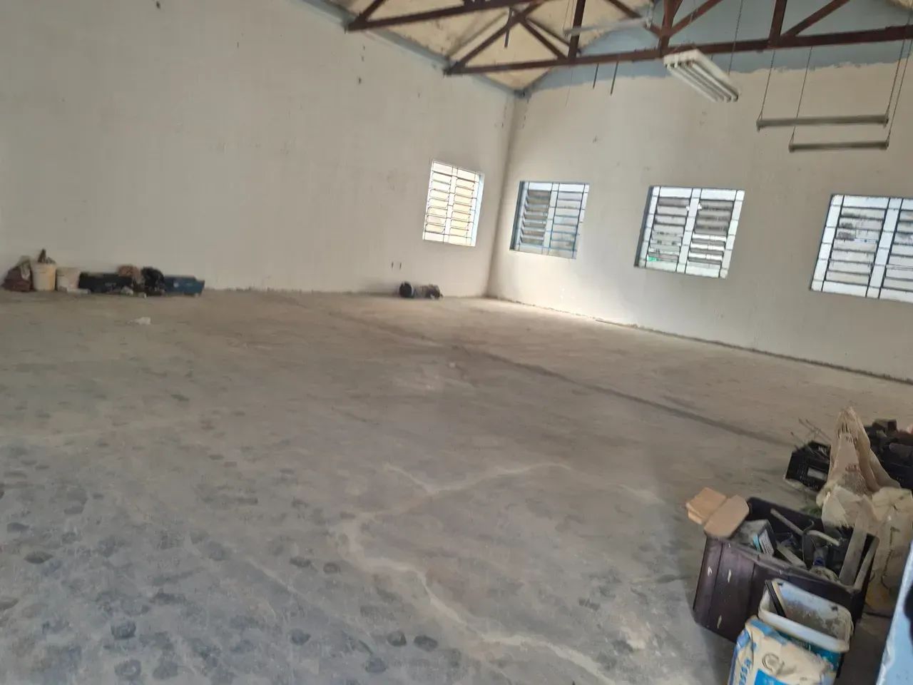 galpao 300 M2 vila industrial - proximo rodoviaria - Foto 4