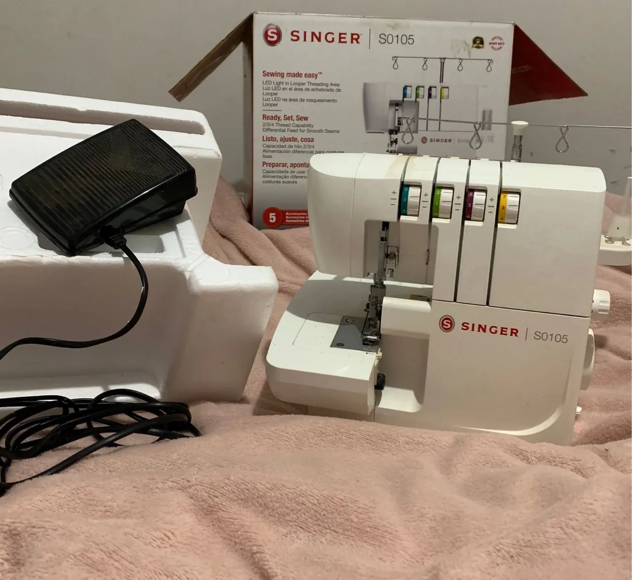 Máquina de Costura Overlock S0105 Semi Nova - Foto 4