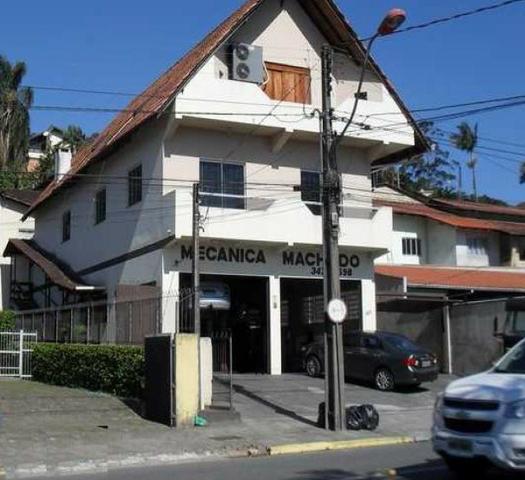 Vendo imóvel comercial e residencial no Binário do Iririu