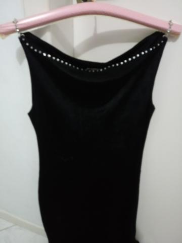 Vestido preto semi novo tamanho m