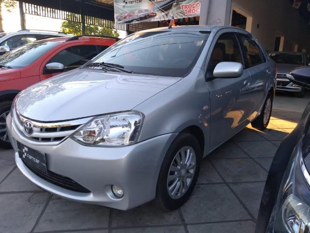 Etios 1.5 XLS Sedan 2013 - Foto 3