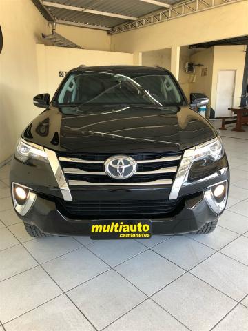 TOYOTA HILUX SW4 2017/2017 2.8 SRX 4X4 16V TURBO INTERCOOLER DIESEL 4P AUTOMÁTICO