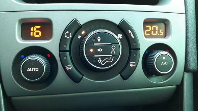 Peugeot - 308 Allure 1.6 - Foto 7