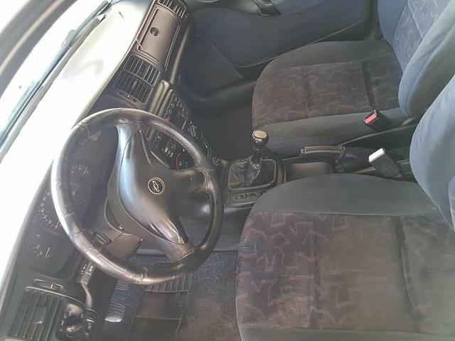 Vectra GL 97 8V - Foto 4