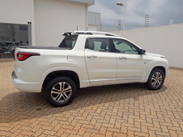 FIAT TORO 2.0 16V TURBO DIESEL VOLCANO 4WD AUTOMATICO. - Foto 4