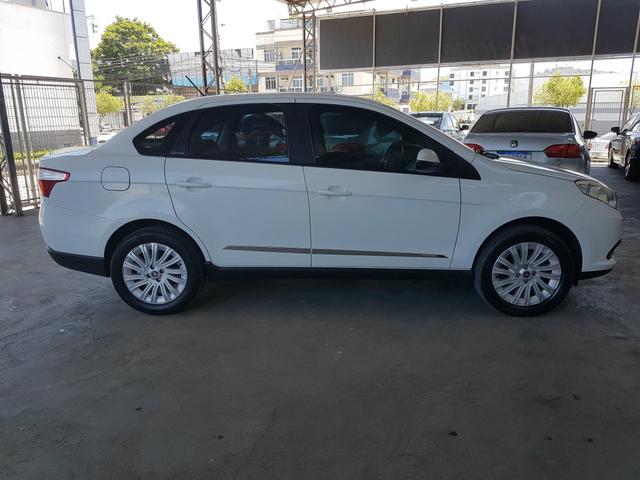 Fiat Grand Siena 1.6 Branco 2016 - Foto 5