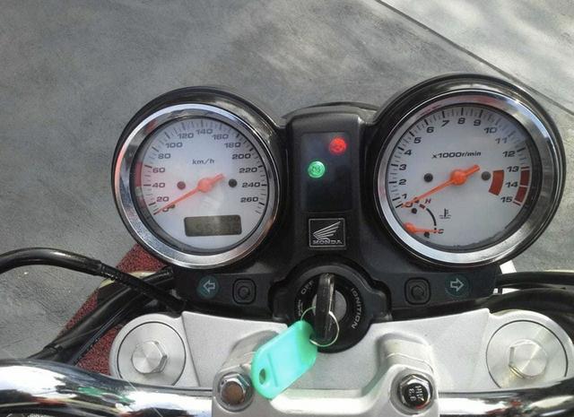 Honda Hornet - Foto 2