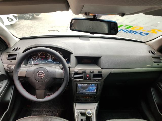 GM/ Vectra GT Bancos em Couro Manual Multimidia Pneus Novos Aceito Trocas e Financio - Foto 8