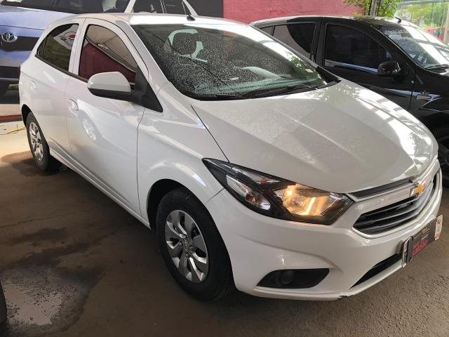 Onix LT 1.0 2016-2017!Completo 1.0 Aceitamos trocas !Financ em ate 48x!