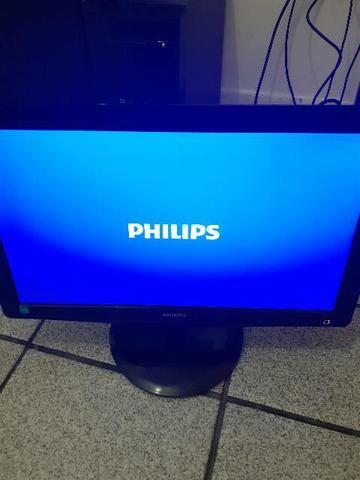 Monitor LCD Phiplips LED 18.5 VGA E DVI