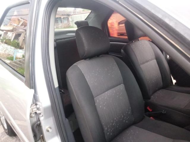Renault Logan ano 2010. 1.0 expression - Foto 13