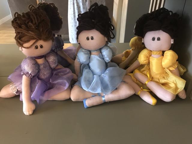 Trio de bonecas de pano bailarinas - Foto 4