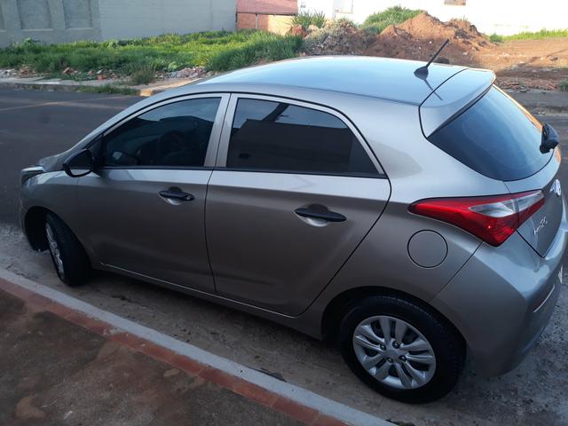 Hb20 2016 1.0 Confort completo.Pego carro de menor valor na troca - Foto 3