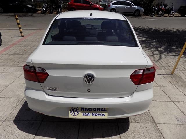 VOLKSWAGEN VOYAGE 1.6 MSI TOTALFLEX 4P 2019 - Foto 14