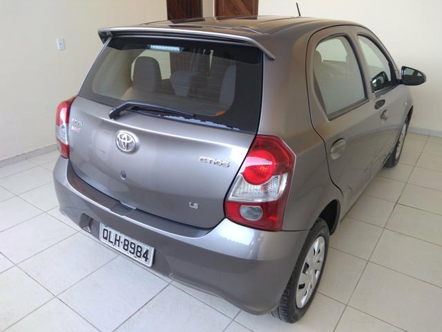 ETIOS Hatch X 1.3L Flex Manual 2019 - Foto 8