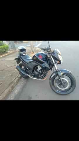 Cb 300 r troco por Hornet 04/05 - Foto 5